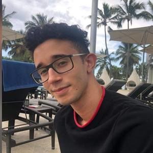 Meet your Posher, Alex